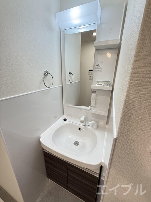 物件内観写真11　(洗面)