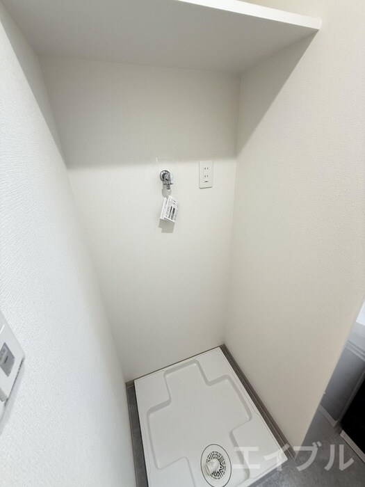 物件内観写真12　(洗濯機置場)