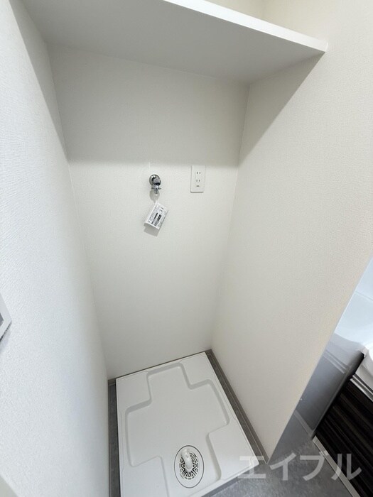 物件内観写真12　(洗濯機置場)