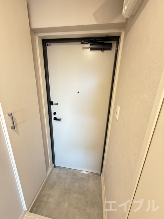 物件内観写真13　(玄関)