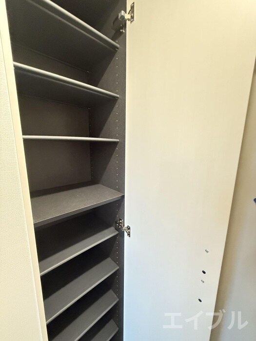 物件内観写真14　(靴箱)