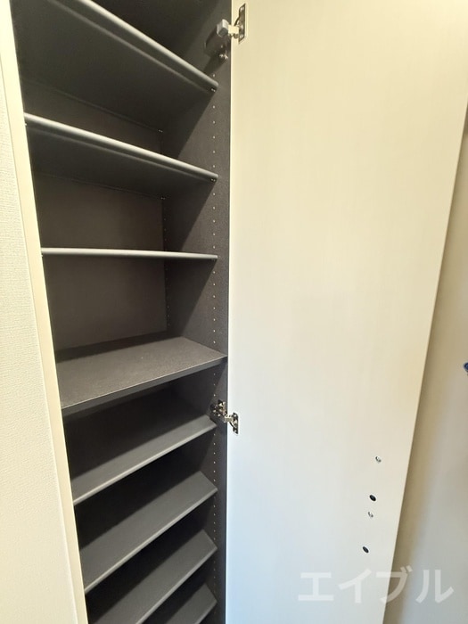 物件内観写真15　(靴箱)
