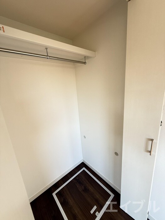 物件内観写真18　(収納)