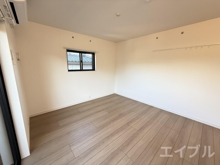 物件内観写真18　(居室)