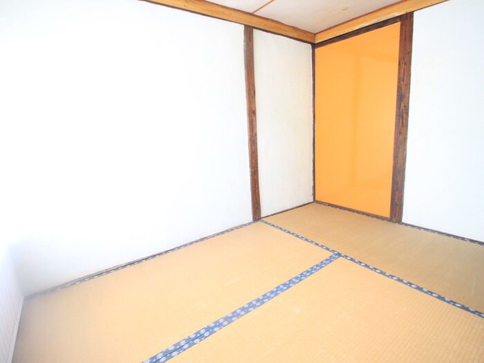 物件内観写真10　(居室)