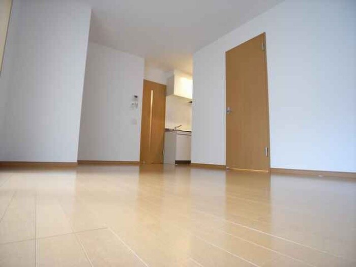 物件内観写真4　(居室)