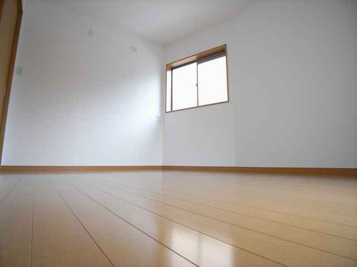 物件内観写真5　(居室)