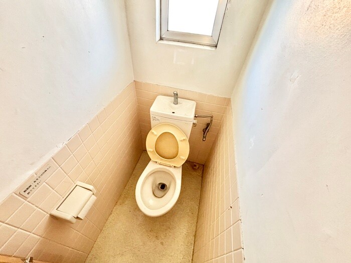 物件内観写真8　(トイレ)