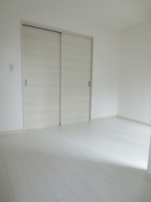 物件内観写真4　(居室)