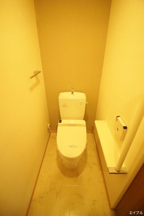 物件内観写真12　(トイレ)