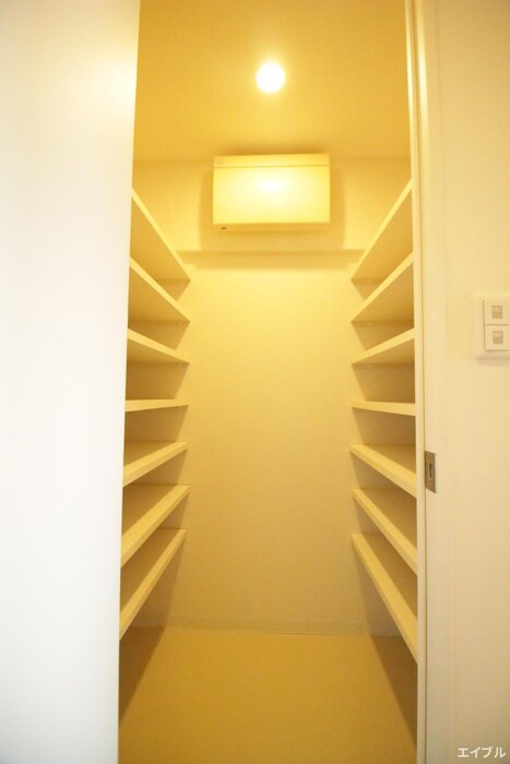 物件内観写真16　(靴箱)