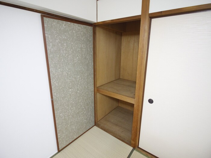 物件内観写真9　(収納)