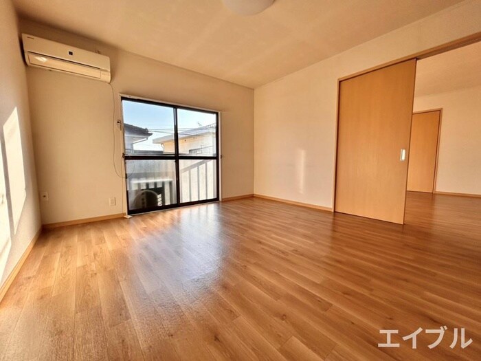 物件内観写真7　(居室)