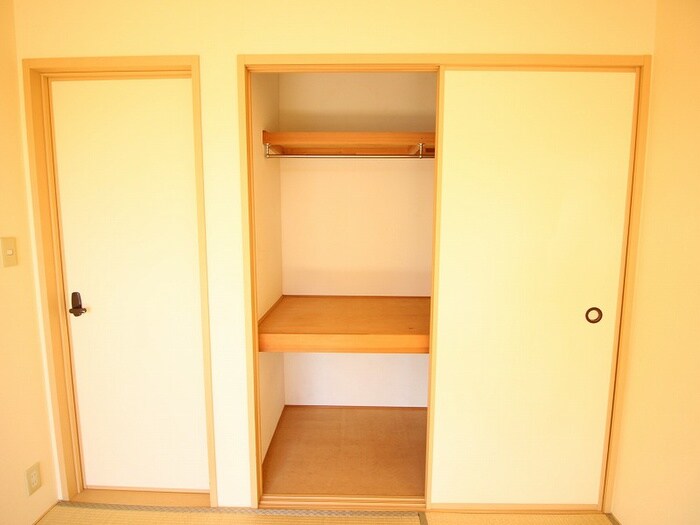 物件内観写真7　(収納)