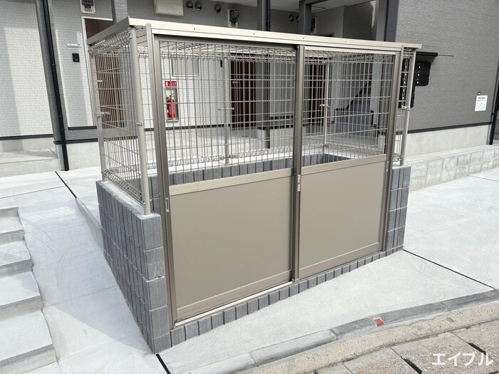 物件外観写真4　(建物設備)