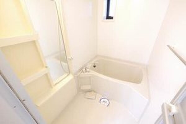 物件内観写真4　(バス／シャワールーム等)