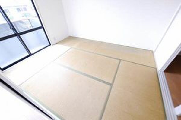 物件内観写真7　(居室)