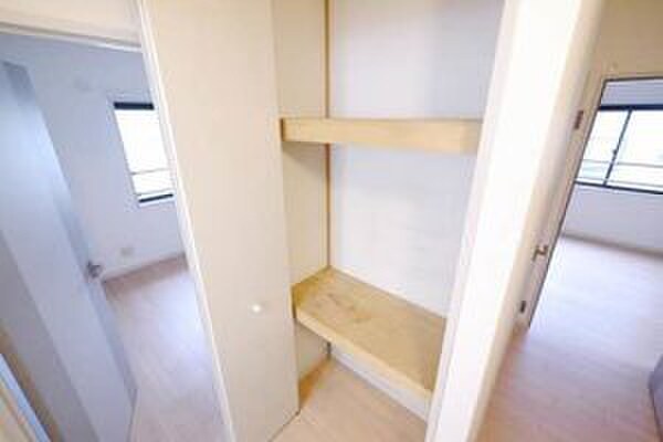 物件内観写真13　(収納)