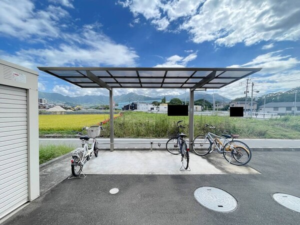 駐輪場