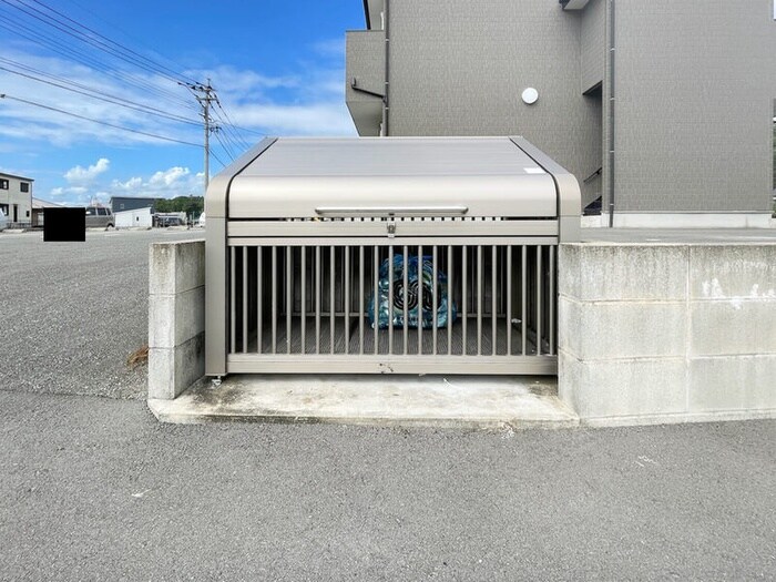 物件外観写真4　(建物設備)