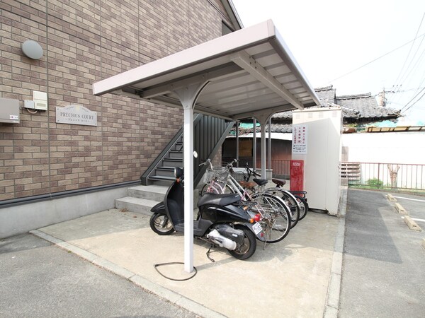 駐輪場