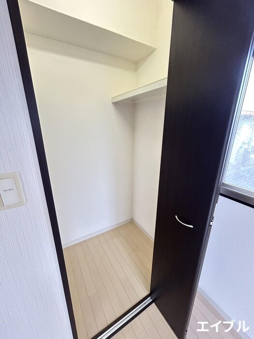 物件内観写真13　(収納)