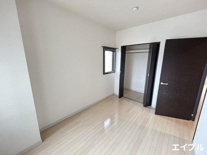 物件内観写真15　(居室)