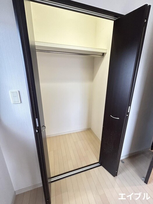 物件内観写真16　(収納)