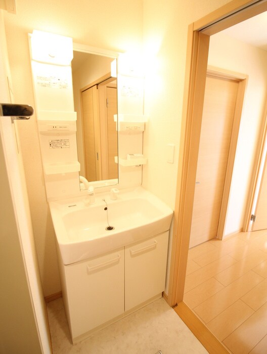 物件内観写真11　(洗面)