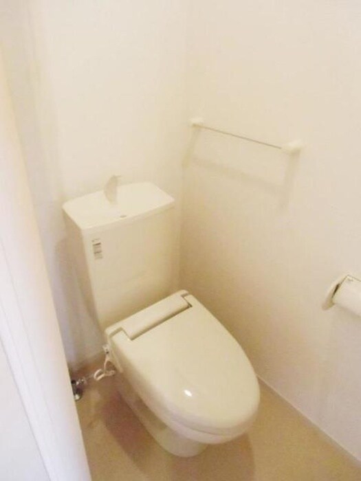 物件内観写真12　(トイレ)