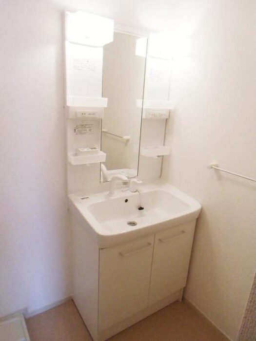 物件内観写真13　(洗面)