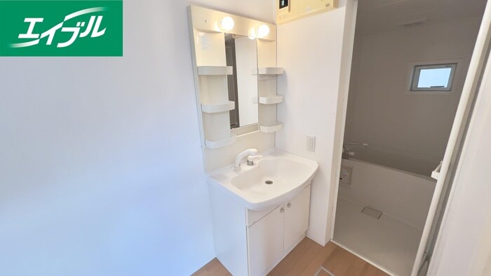 物件内観写真12　(洗面)