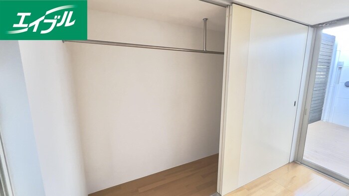 物件内観写真14　(収納)