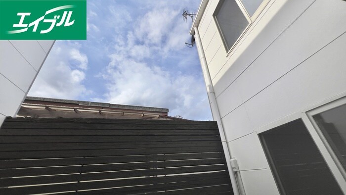 物件内観写真22　(室内からの展望)