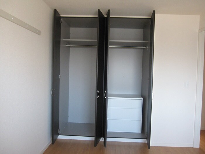 物件内観写真11　(収納)