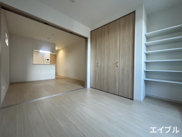 物件内観写真9　(居室)