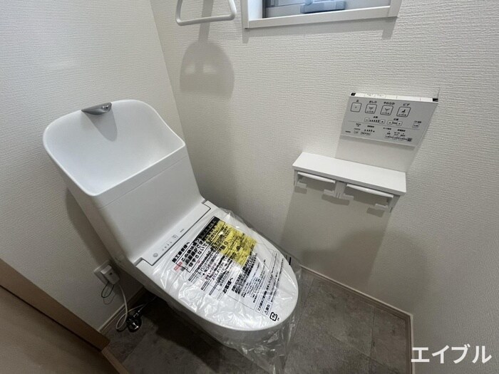 物件内観写真14　(トイレ)