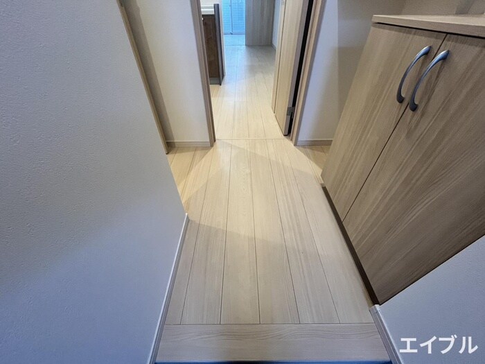 物件内観写真16　(廊下)