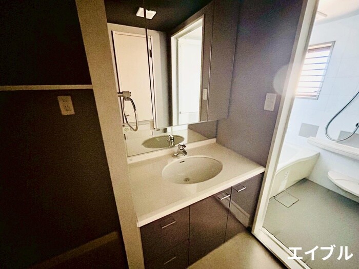 物件内観写真10　(洗面)