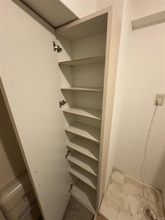 物件内観写真18　(靴箱)