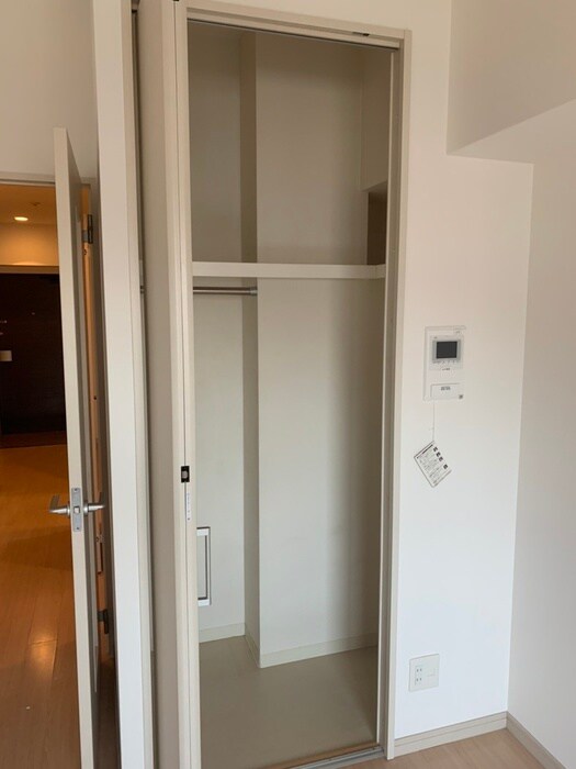 物件内観写真13　(収納)