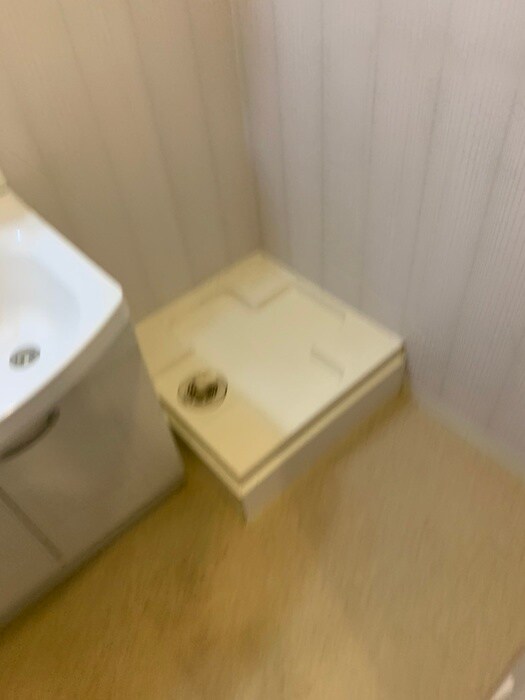 物件内観写真15　(洗濯機置場)