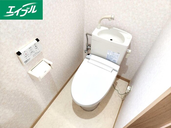 物件内観写真11　(トイレ)