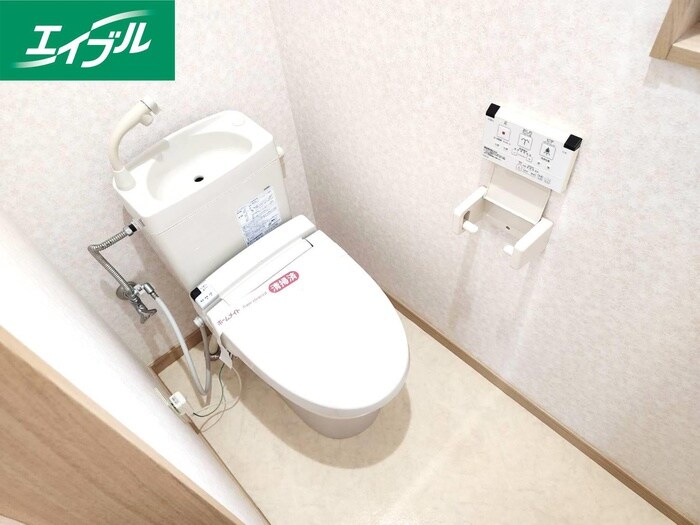 物件内観写真11　(トイレ)