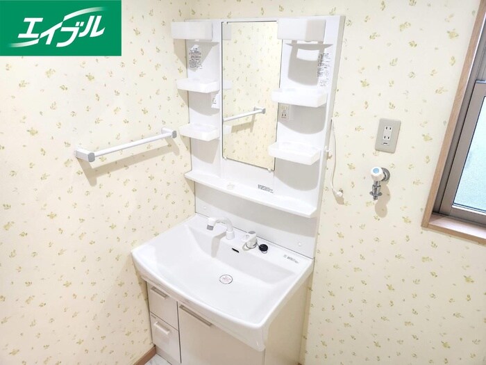 物件内観写真12　(洗面)