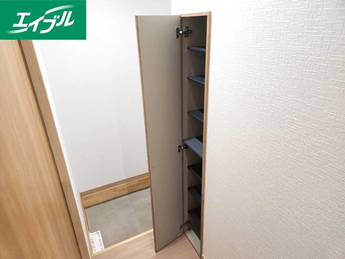 物件内観写真16　(靴箱)