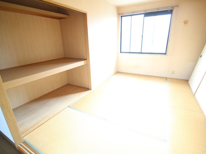 物件内観写真22　(居室)