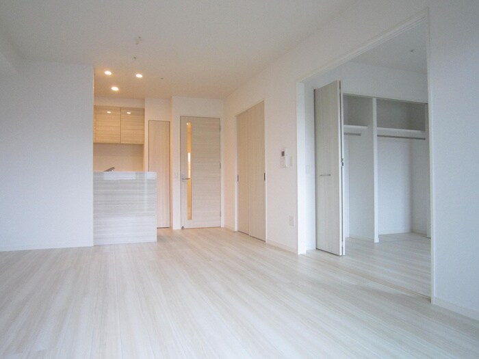 物件内観写真4　(居室)