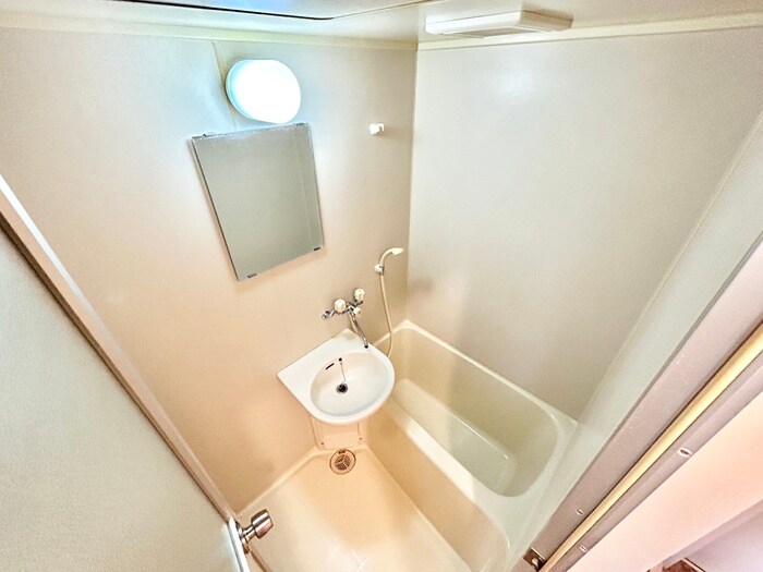 物件内観写真8　(バス／シャワールーム等)