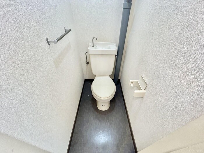 物件内観写真9　(トイレ)